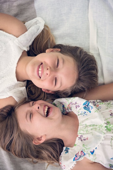 Happy Siblings - Family Photography Barrie by Devon Crowell