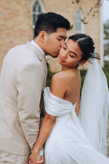 Bride and Groom Portrait in Kitchener, Ontario